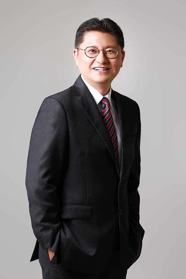 Changhoon Lee